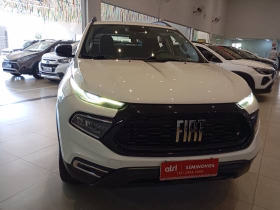 FIAT TORO 1.3 TURBO 270 FLEX FREEDOM AT6 FIAT TORO 1.3 TURBO 270 FLEX FREEDOM AT6